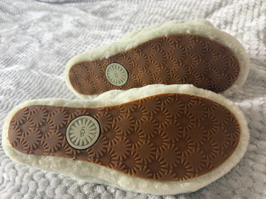 UGG Fluff Yeah Shearling Slides
