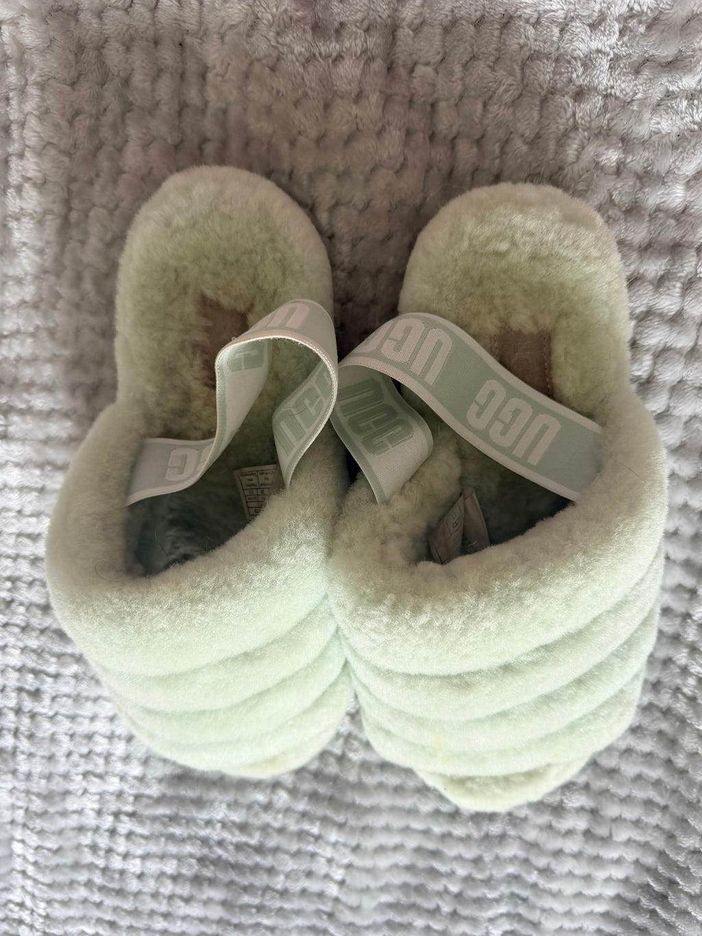UGG Fluff Yeah Shearling Slides